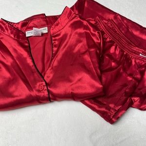 Women’s pajamas